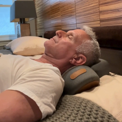 Ergonomisches Massagekissen – lindert Ihre Nackenschmerzen