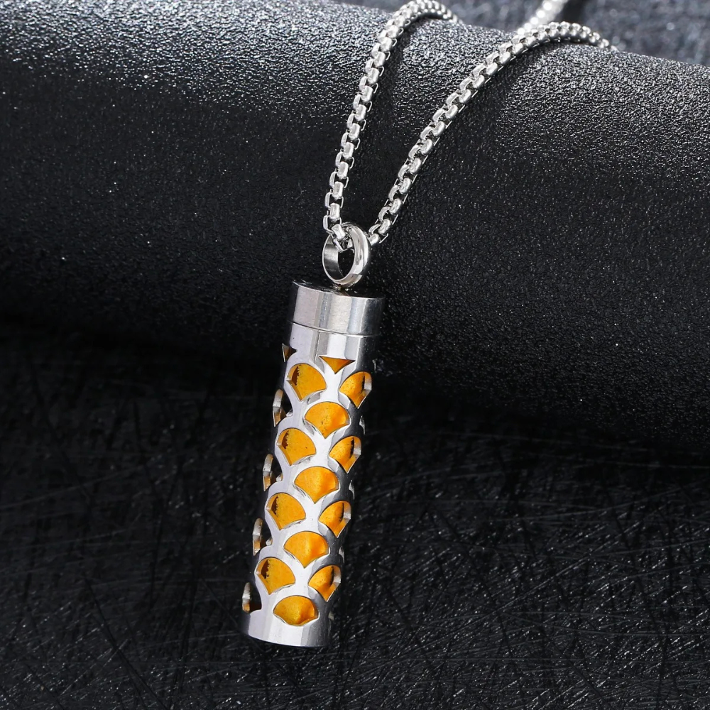 The diffuser necklace that transforms every breath